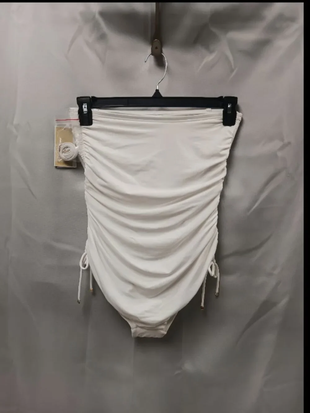 Womens White Swimsuit MICHAEL KORS Size 10 ORG $122 NWT (rack6v)